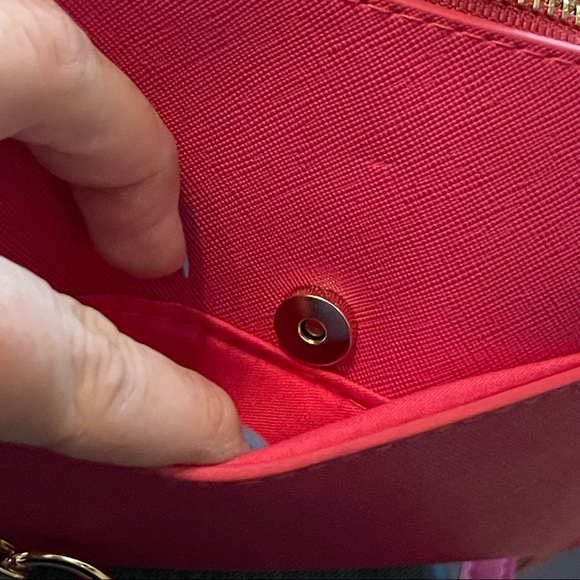 NWT bebe “Polly” Dome-Shaped Crossbody - Picture 7 of 9